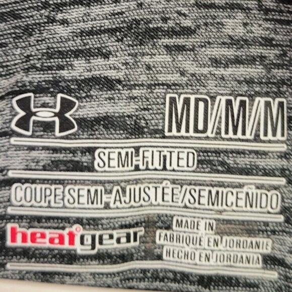 Under Armour Shirt Womens M Gray V Neck Heat Gear Athleisure Sports Active Top - Picture 6 of 9